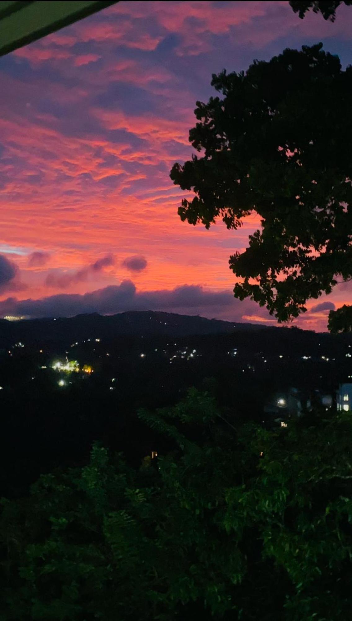 Kandy Hill Escape Buitenkant foto